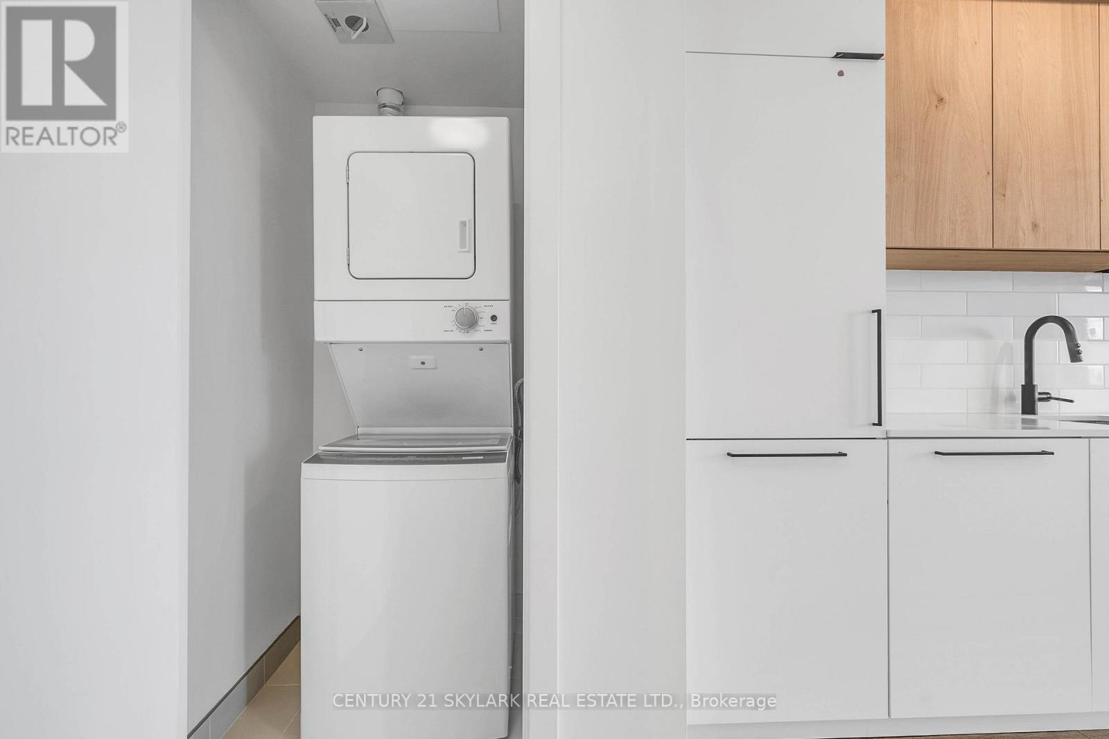 1404 - 1185 Dupont Street, Toronto, Ontario  M6H 0G5 - Photo 16 - W13073824