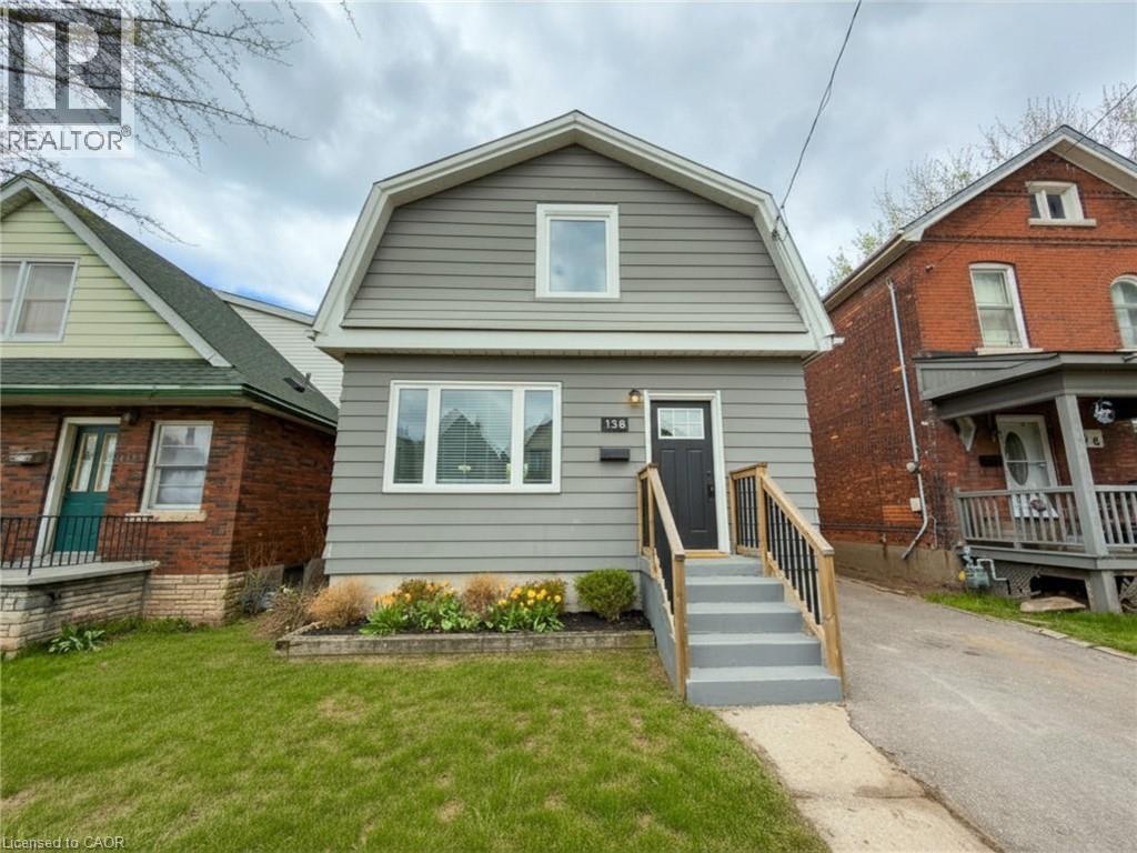 138 CAVELL Avenue, Hamilton, Ontario