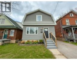 138 CAVELL Avenue, Hamilton, Ontario