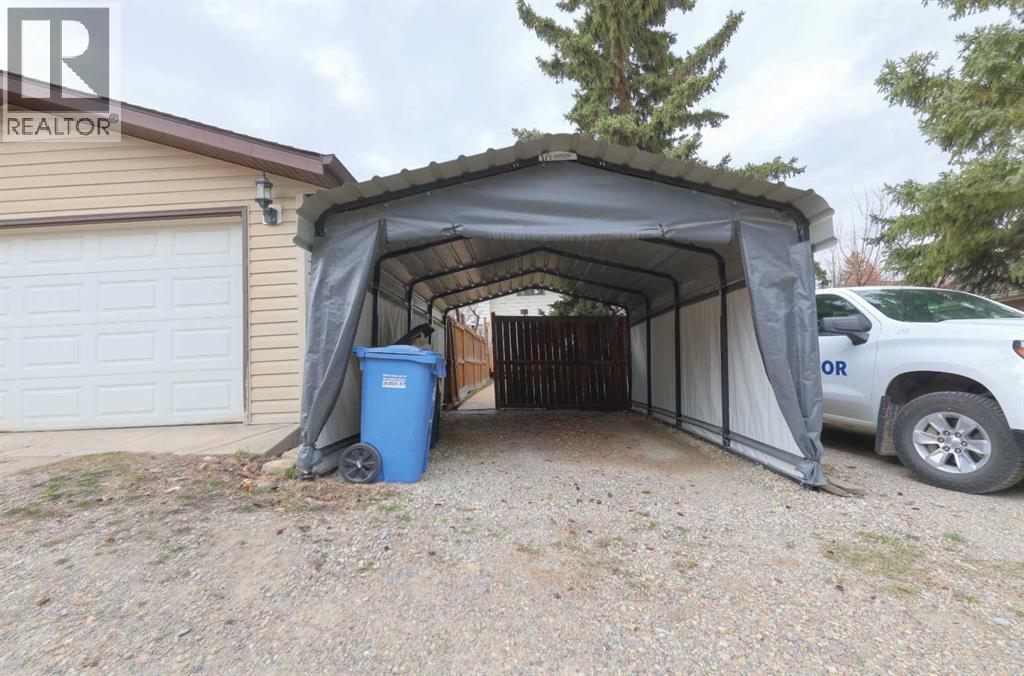 6501 Coach Hill Road Sw, Calgary, Alberta  T3H 1B5 - Photo 30 - A2301683