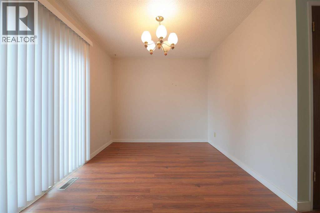 6501 Coach Hill Road Sw, Calgary, Alberta  T3H 1B5 - Photo 7 - A2301683