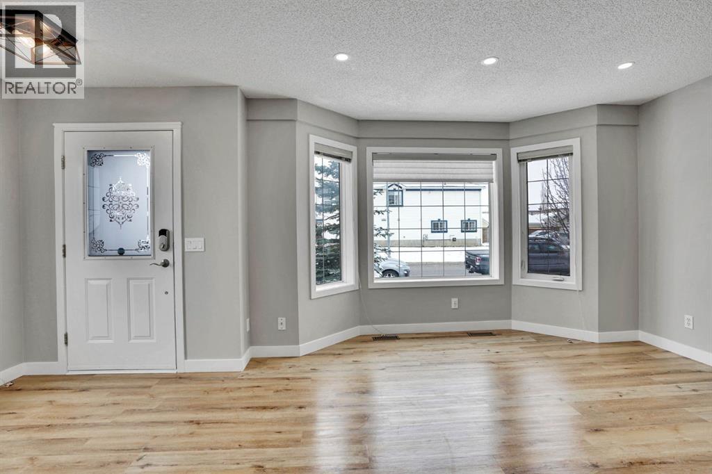 255 Citadel Acres Close NW, Calgary, Alberta  T3G 5A7 - Photo 10 - A2301801