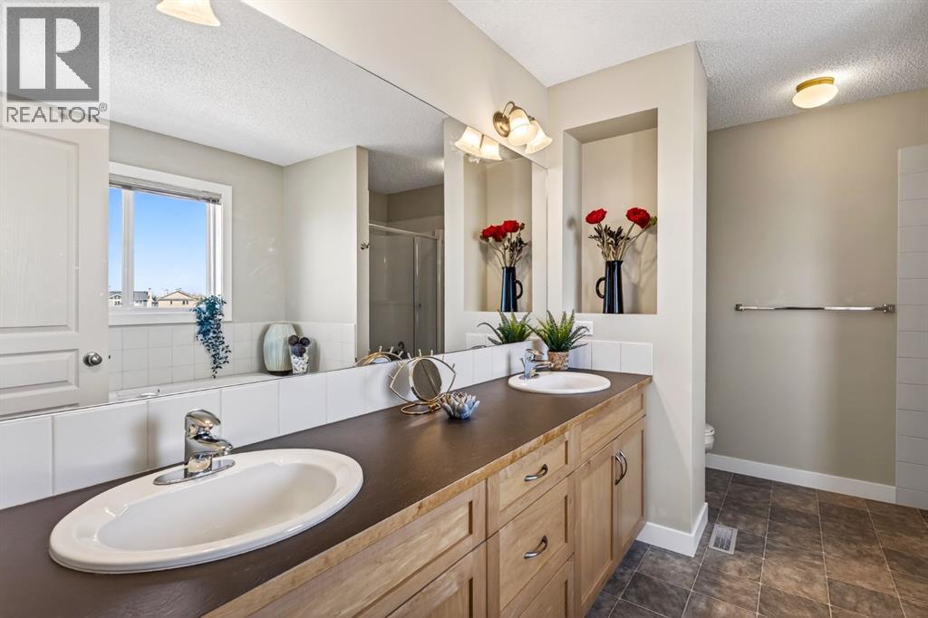 212 Sagewood Landing SW, Airdrie, Alberta  T4B 3N5 - Photo 24 - A2307037