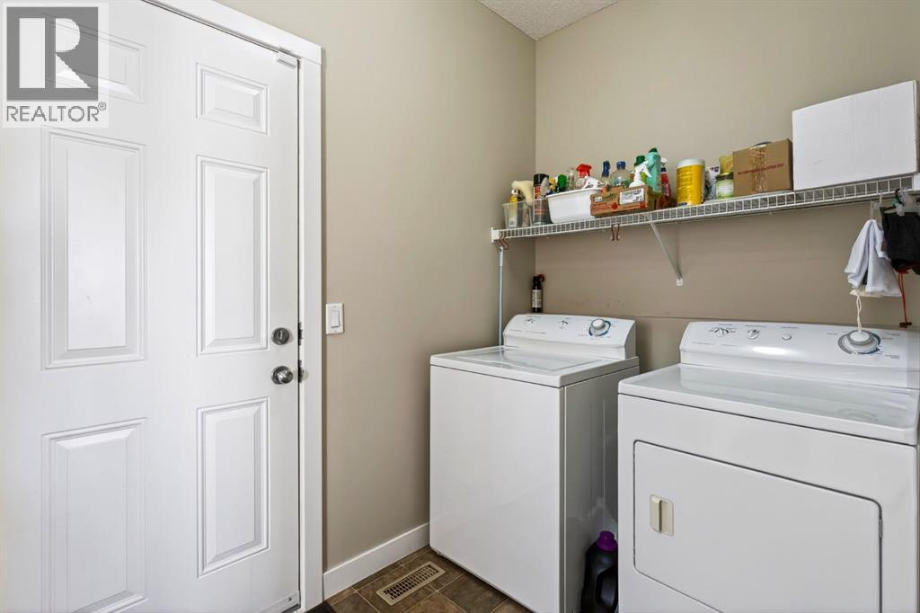 212 Sagewood Landing SW, Airdrie, Alberta  T4B 3N5 - Photo 18 - A2307037