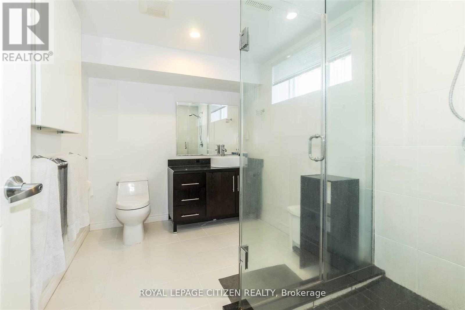1 Corinthian Boulevard, Toronto, Ontario  M1W 1B2 - Photo 11 - E13066170
