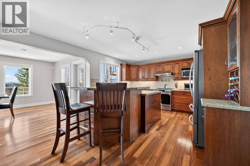 186 Royal Birkdale Crescent Nw, Calgary, Alberta  T3G 5R8 - Photo 11 - A2296974