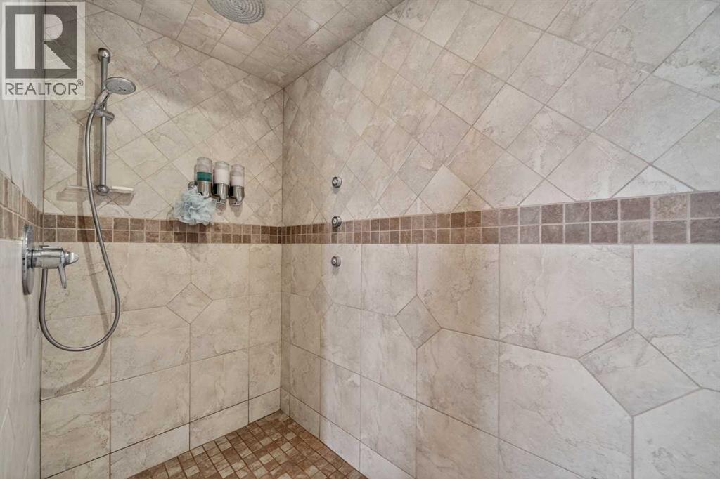 186 Royal Birkdale Crescent Nw, Calgary, Alberta  T3G 5R8 - Photo 28 - A2296974