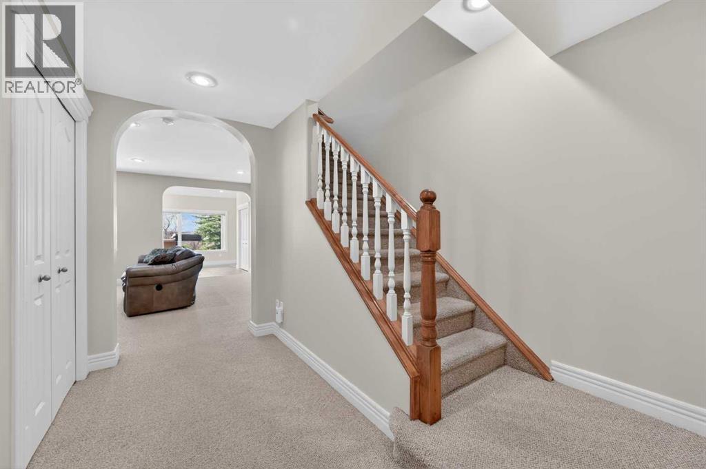186 Royal Birkdale Crescent Nw, Calgary, Alberta  T3G 5R8 - Photo 34 - A2296974