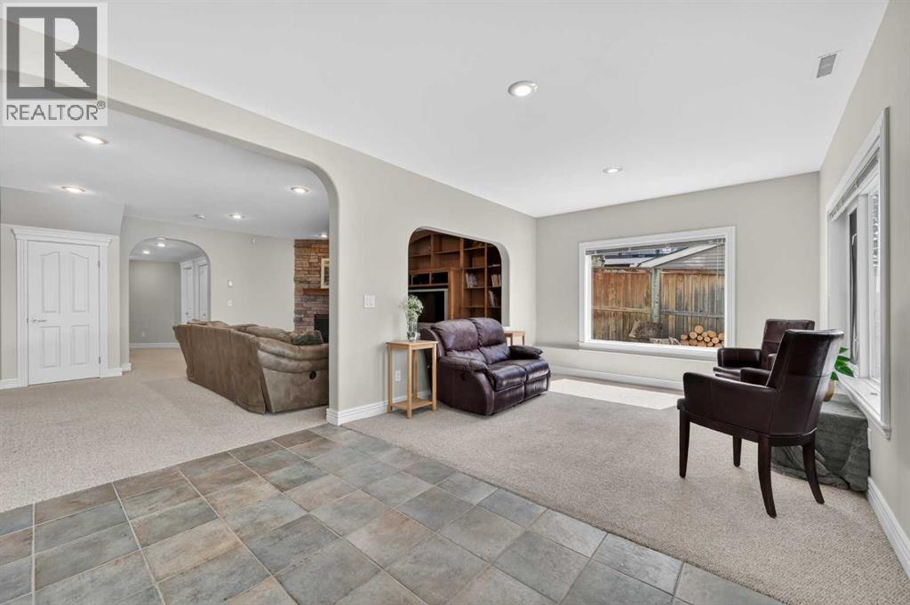 186 Royal Birkdale Crescent Nw, Calgary, Alberta  T3G 5R8 - Photo 38 - A2296974