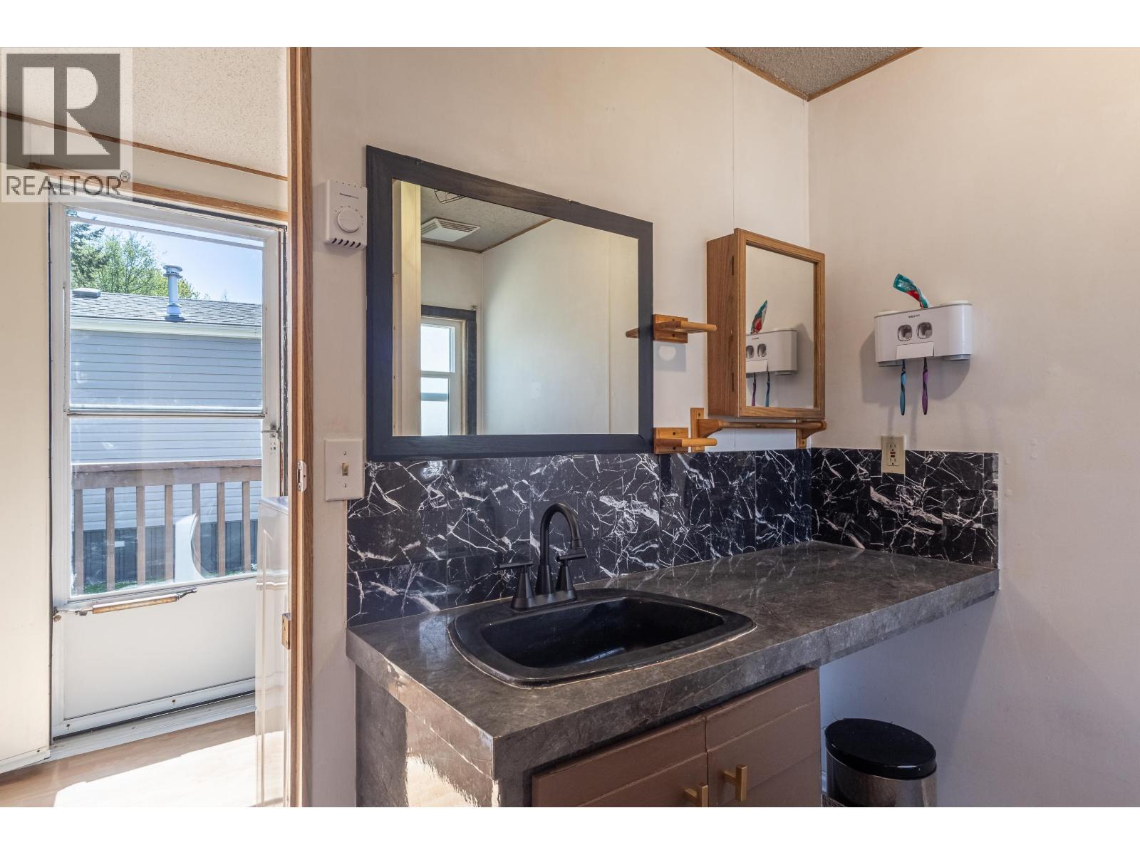 53 1413 Sunshine Coast Highway, Gibsons, British Columbia  V0N 1V5 - Photo 20 - R3118636