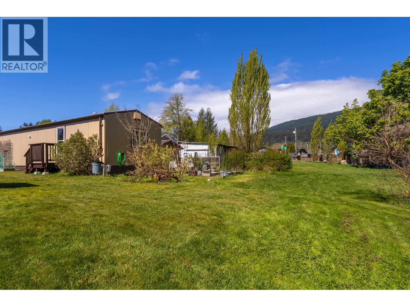 53 1413 Sunshine Coast Highway, Gibsons, British Columbia  V0N 1V5 - Photo 25 - R3118636