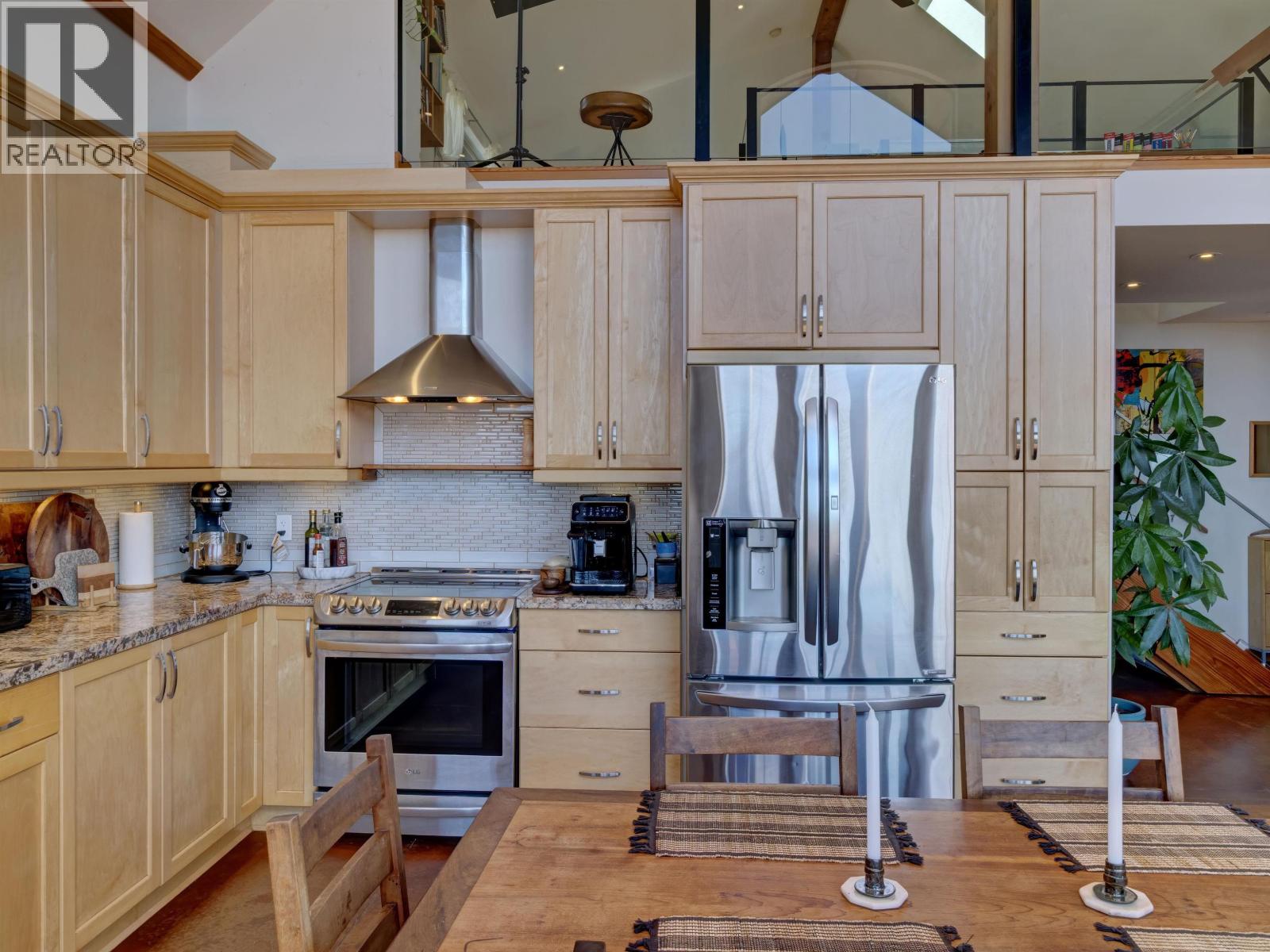 9340 Stephens Way, Halfmoon Bay, British Columbia  V7Z 1G9 - Photo 11 - R3118637