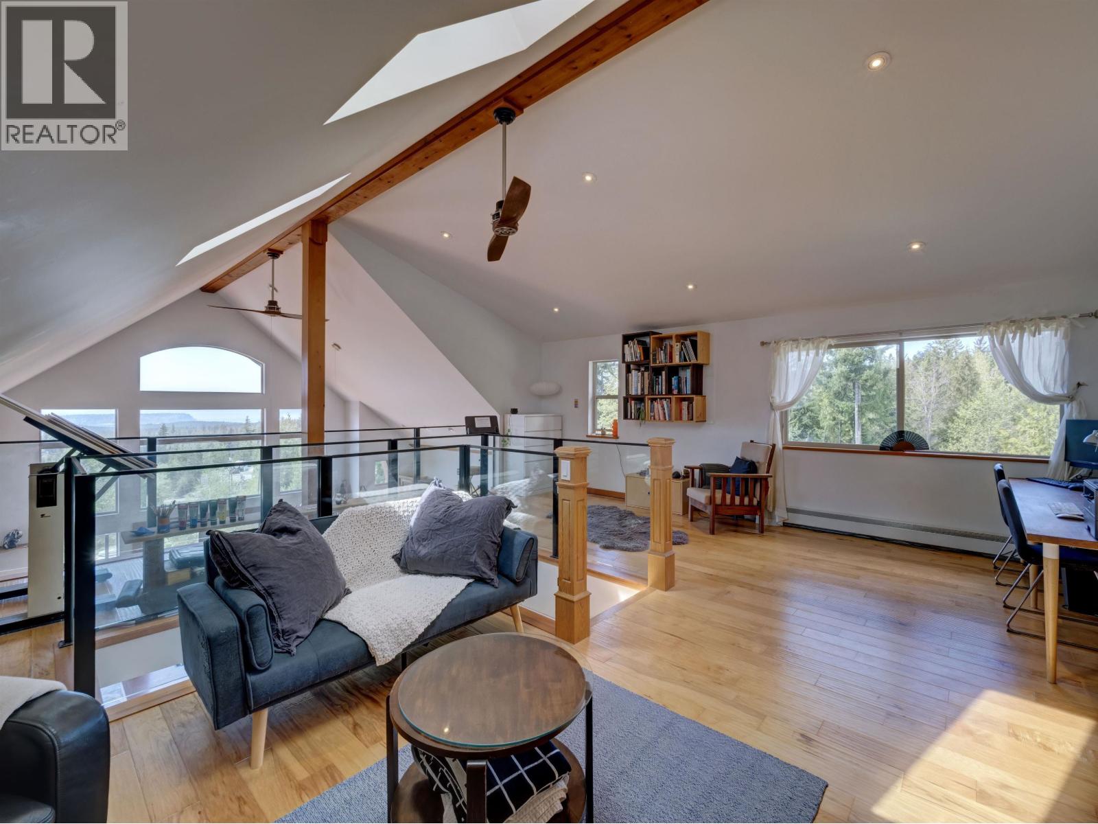 9340 Stephens Way, Halfmoon Bay, British Columbia  V7Z 1G9 - Photo 25 - R3118637