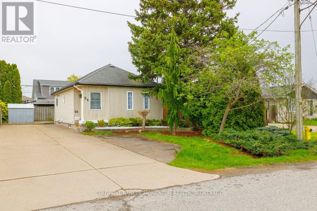 64 Martin Street W, Thorold, Ontario  L2V 3X4 - Photo 3 - X13020118