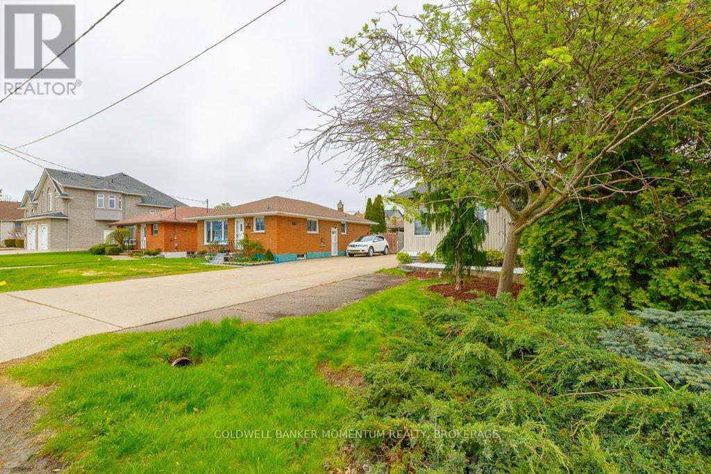 64 Martin Street W, Thorold, Ontario  L2V 3X4 - Photo 4 - X13020118