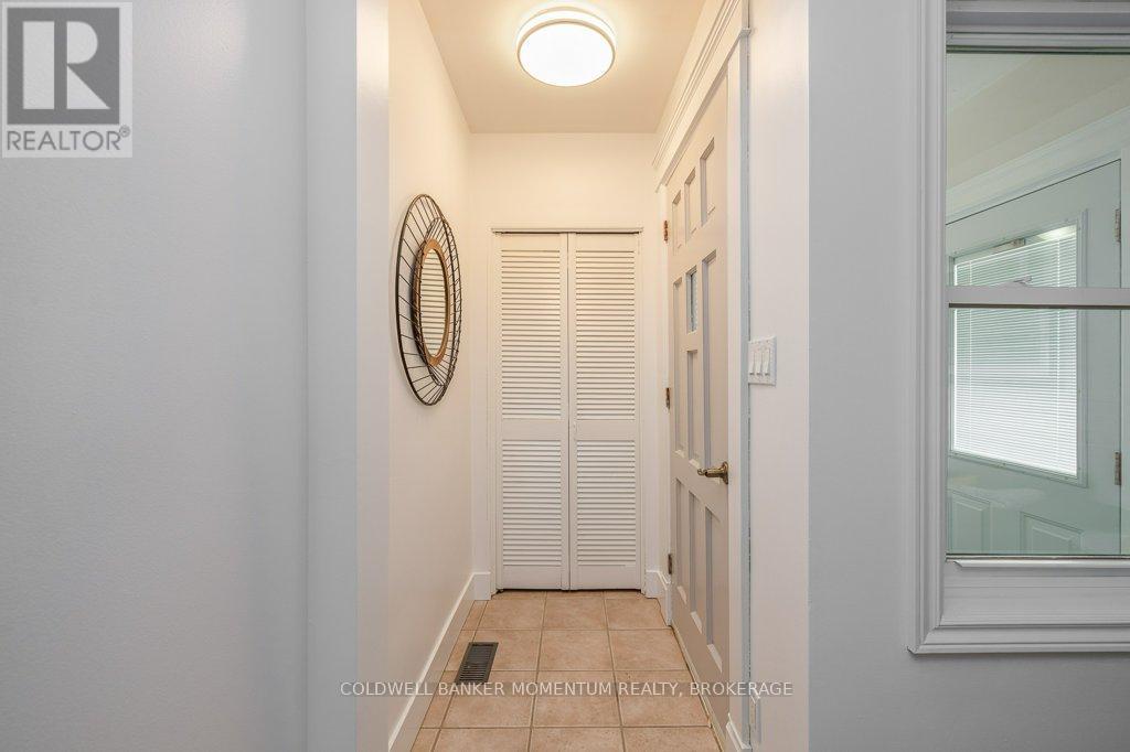 64 Martin Street W, Thorold, Ontario  L2V 3X4 - Photo 6 - X13020118