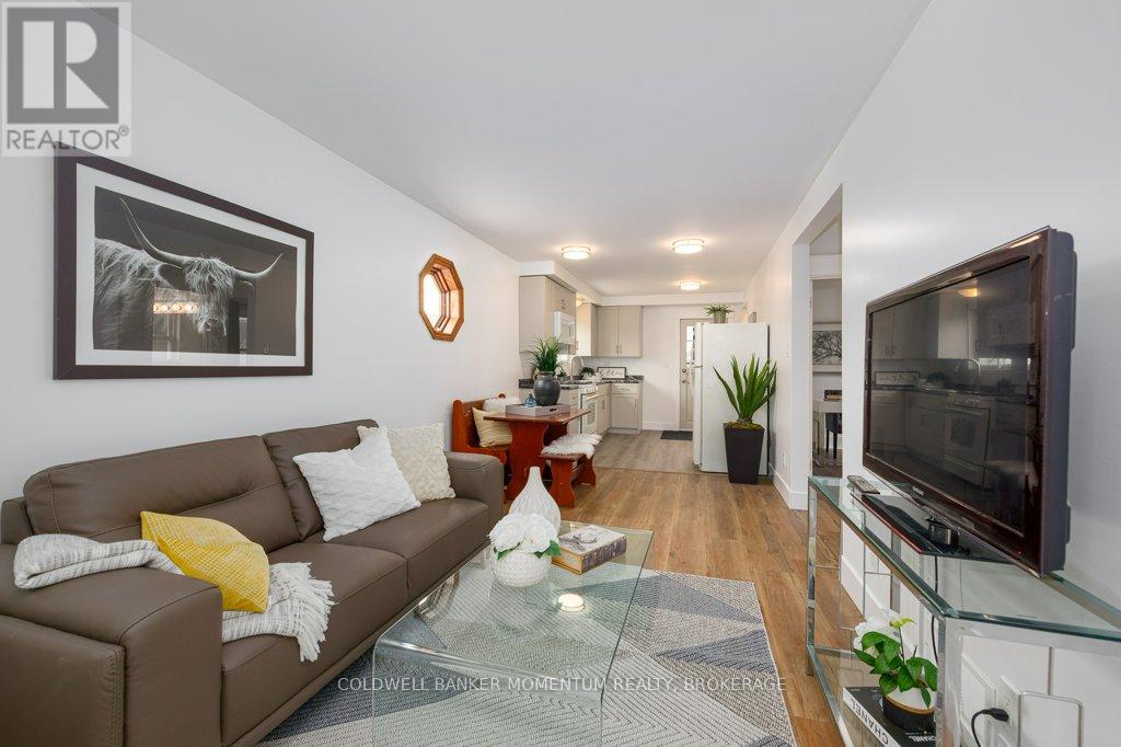 64 Martin Street W, Thorold, Ontario  L2V 3X4 - Photo 8 - X13020118