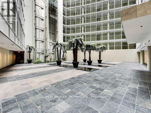 1819 - 650 Queens Quay W, Toronto, Ontario  M5V 3N2 - Photo 5 - C13073878