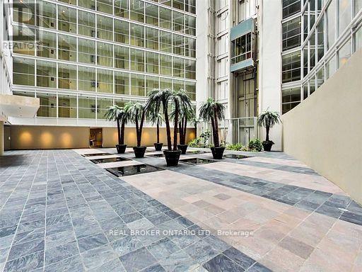 1819 - 650 Queens Quay W, Toronto, Ontario  M5V 3N2 - Photo 7 - C13073878