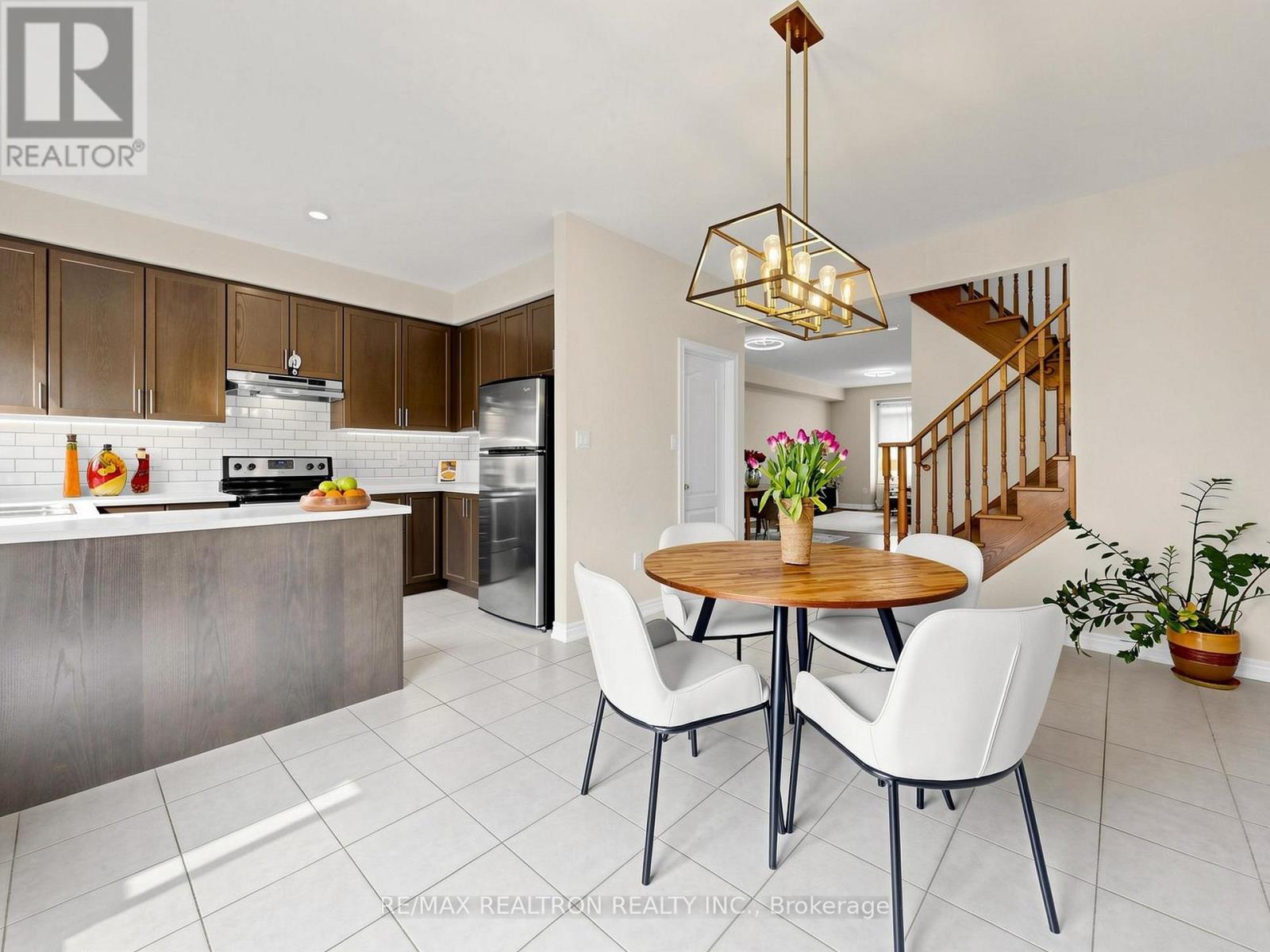 69 Matthewson Avenue, Bradford West Gwillimbury, Ontario  L3Z 0N8 - Photo 16 - N13073854