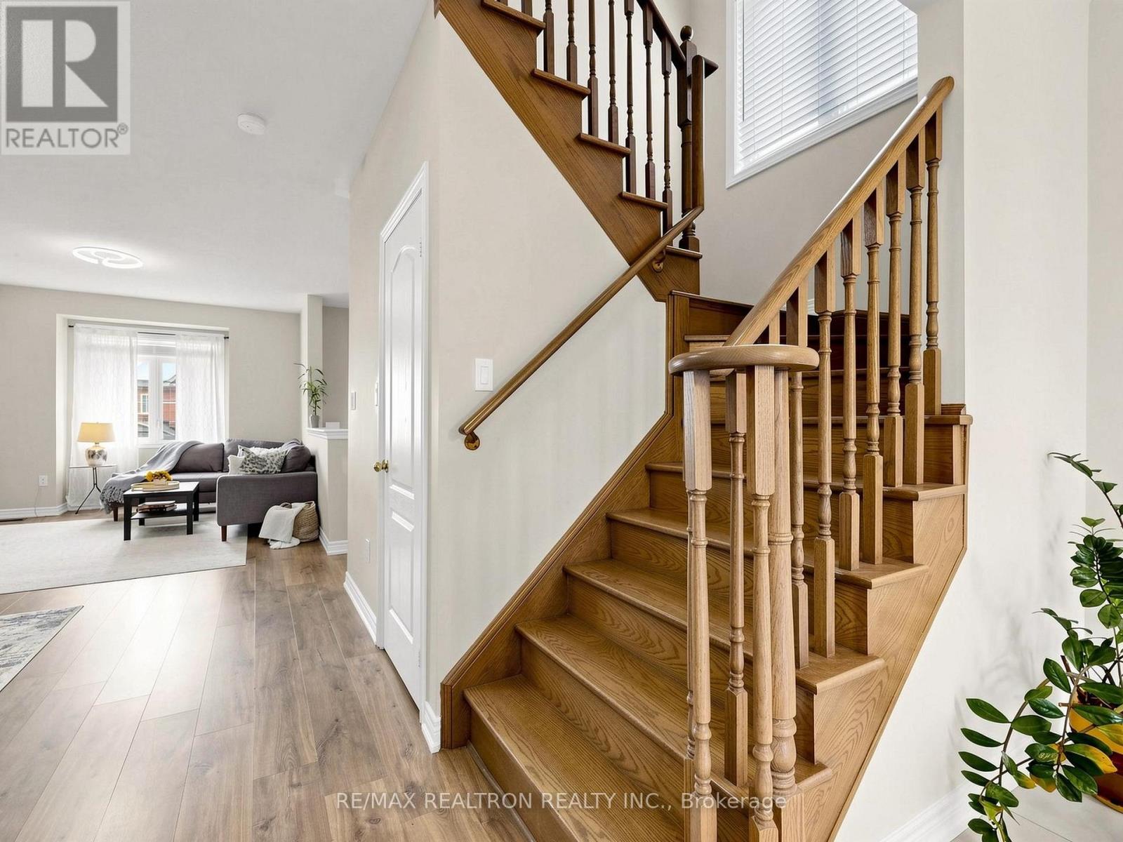 69 Matthewson Avenue, Bradford West Gwillimbury, Ontario  L3Z 0N8 - Photo 20 - N13073854