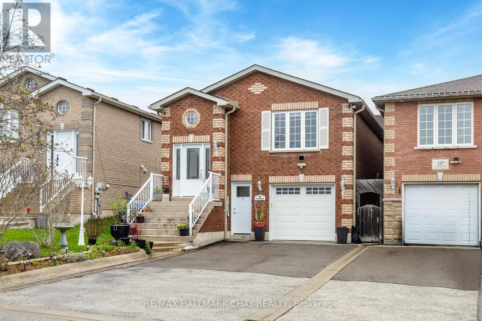 12 Aishford Road, Bradford West Gwillimbury (Bradford), Ontario  L3Z 3E3 - Photo 1 - N13073890