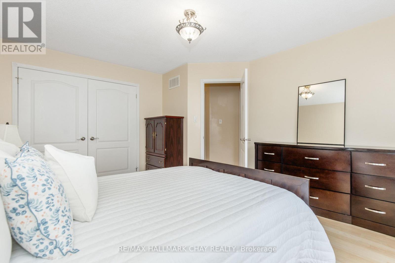 12 Aishford Road, Bradford West Gwillimbury (Bradford), Ontario  L3Z 3E3 - Photo 16 - N13073890
