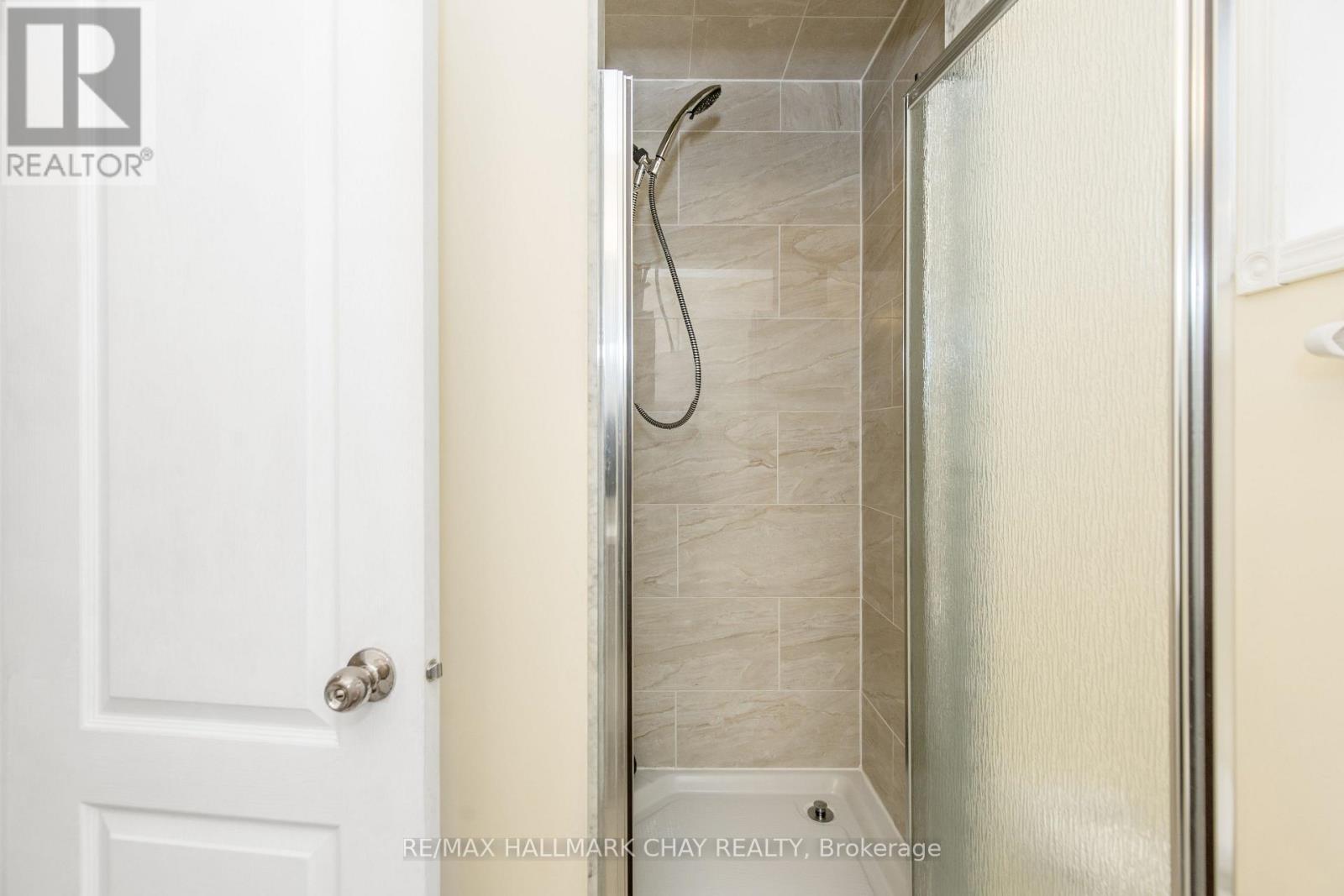 12 Aishford Road, Bradford West Gwillimbury (Bradford), Ontario  L3Z 3E3 - Photo 23 - N13073890