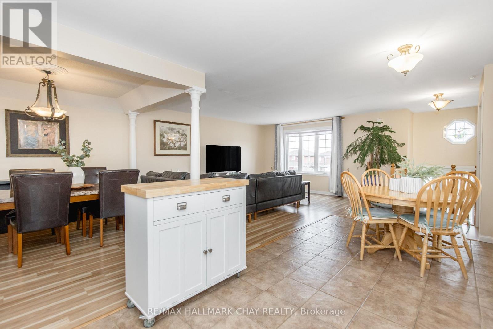 12 Aishford Road, Bradford West Gwillimbury (Bradford), Ontario  L3Z 3E3 - Photo 8 - N13073890
