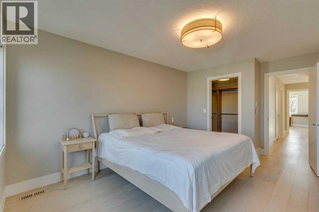 1605 29 Avenue SW, Calgary, Alberta  T2T 1M6 - Photo 12 - A2266839