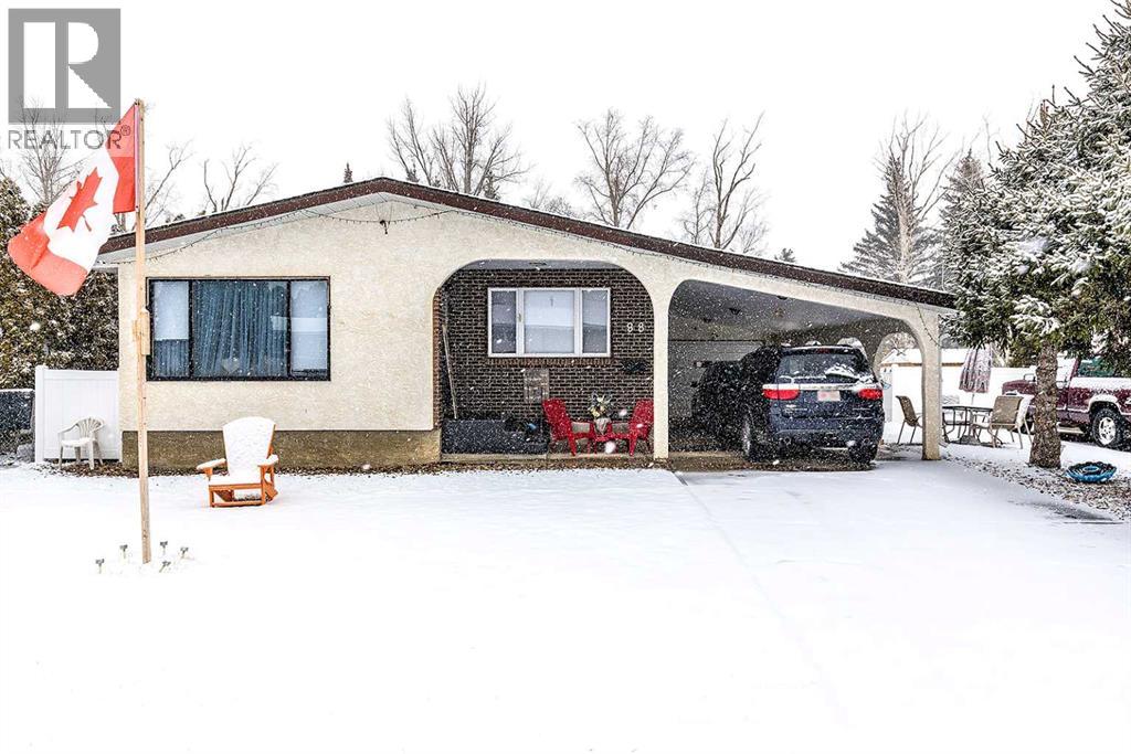88 Clelland Crescent SE, Medicine Hat, Alberta  T1B 1M9 - Photo 2 - A2293365
