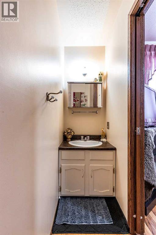 88 Clelland Crescent SE, Medicine Hat, Alberta  T1B 1M9 - Photo 24 - A2293365