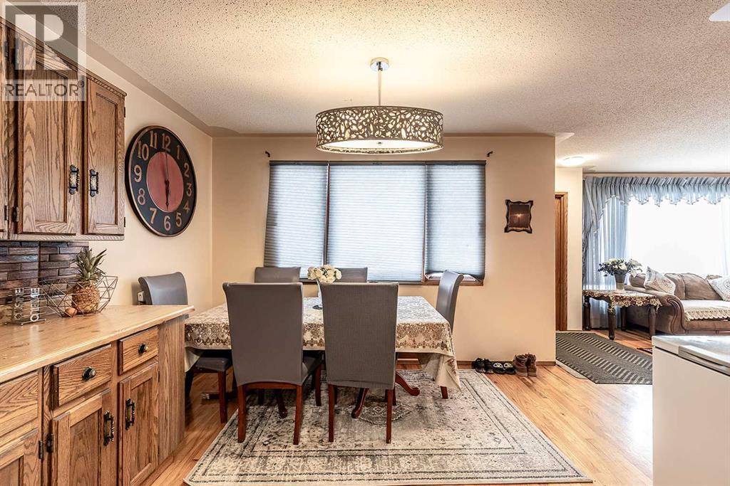 88 Clelland Crescent SE, Medicine Hat, Alberta  T1B 1M9 - Photo 9 - A2293365
