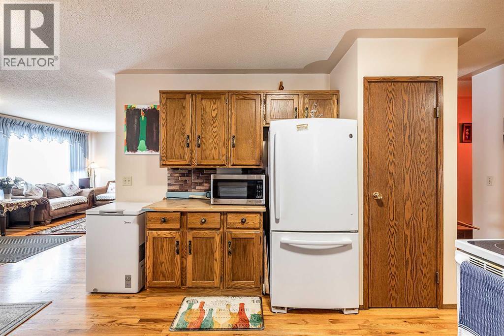 88 Clelland Crescent SE, Medicine Hat, Alberta  T1B 1M9 - Photo 14 - A2293365