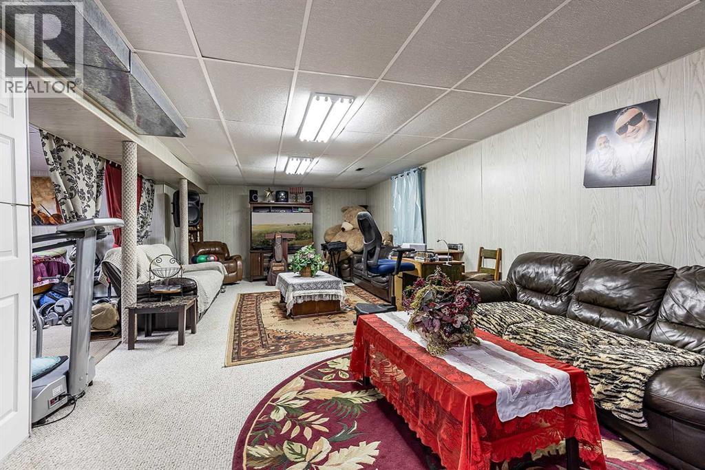 88 Clelland Crescent SE, Medicine Hat, Alberta  T1B 1M9 - Photo 25 - A2293365