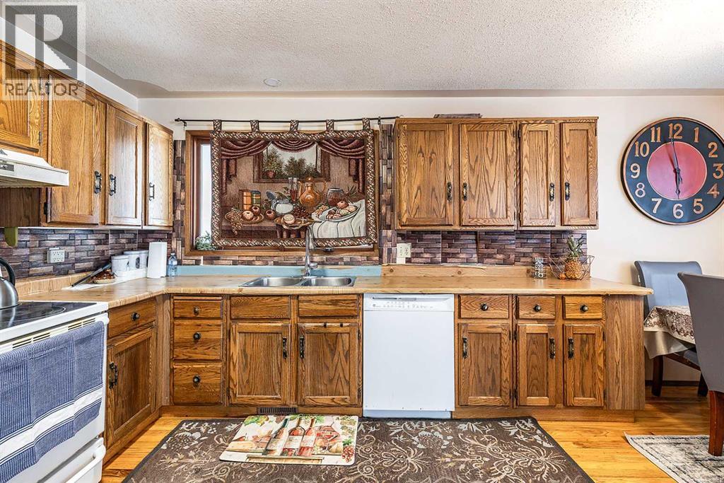 88 Clelland Crescent SE, Medicine Hat, Alberta  T1B 1M9 - Photo 15 - A2293365