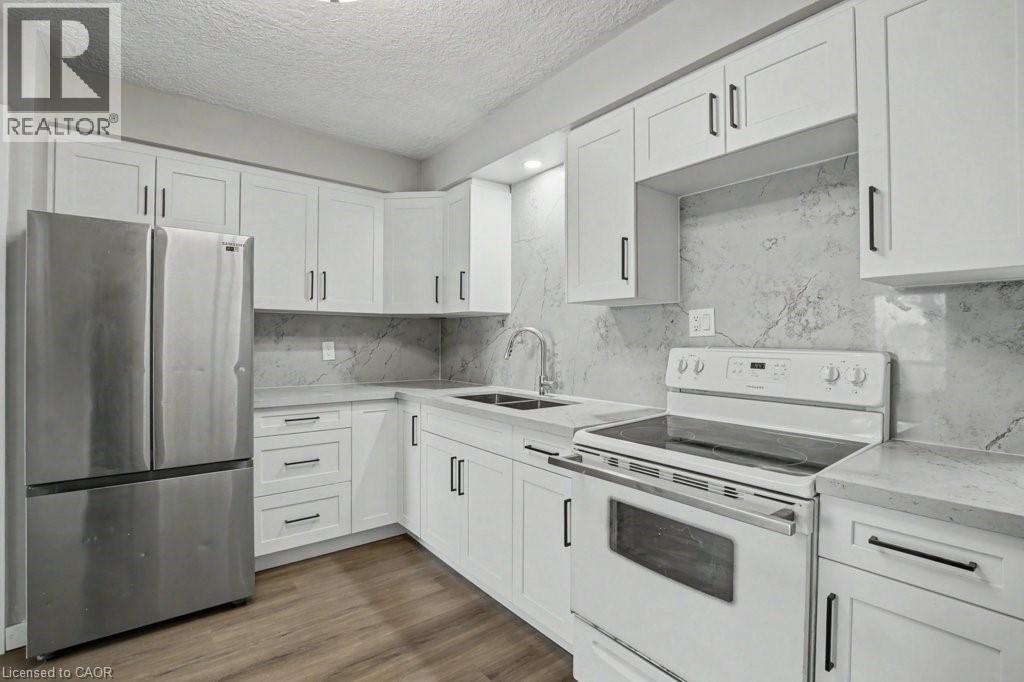 104 Ralgreen Crescent, Kitchener, Ontario  N2M 1T9 - Photo 6 - 40826410