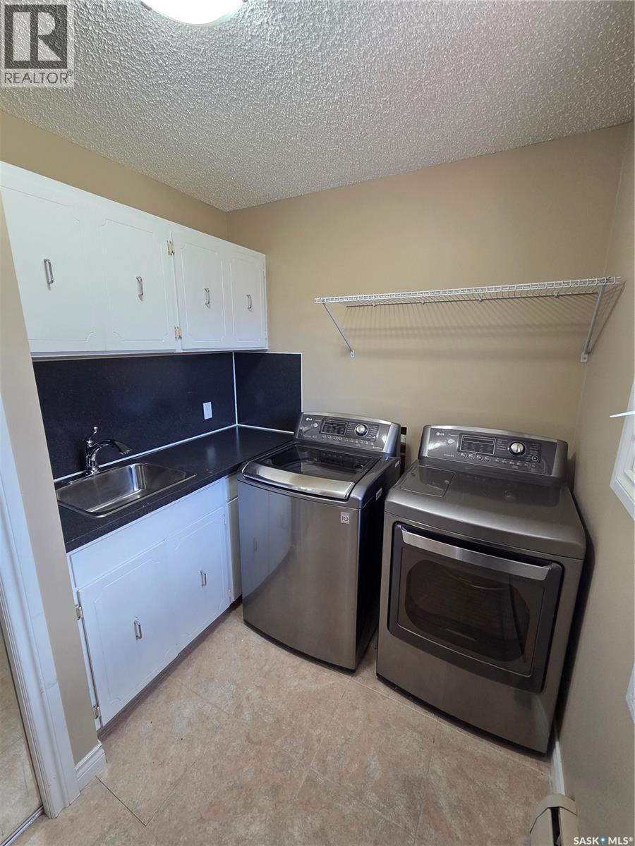 205 1st E, Carlyle, Saskatchewan  S0C 0R0 - Photo 13 - SK034627