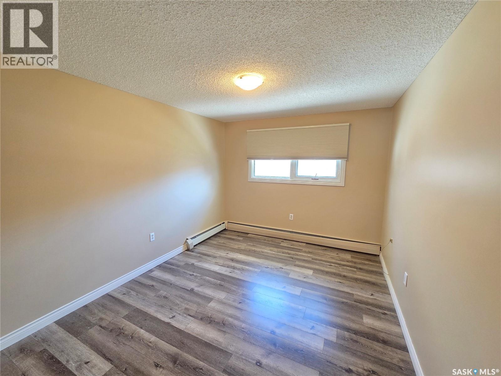 205 1st E, Carlyle, Saskatchewan  S0C 0R0 - Photo 40 - SK034627