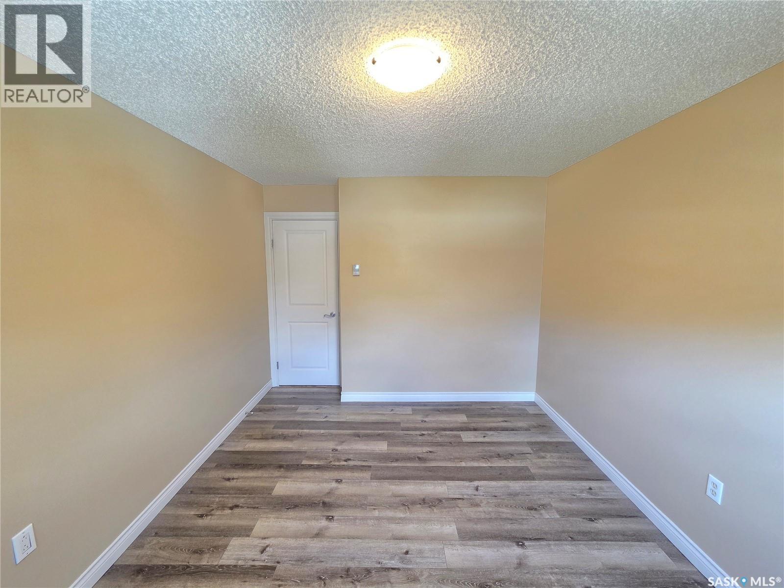 205 1st E, Carlyle, Saskatchewan  S0C 0R0 - Photo 41 - SK034627