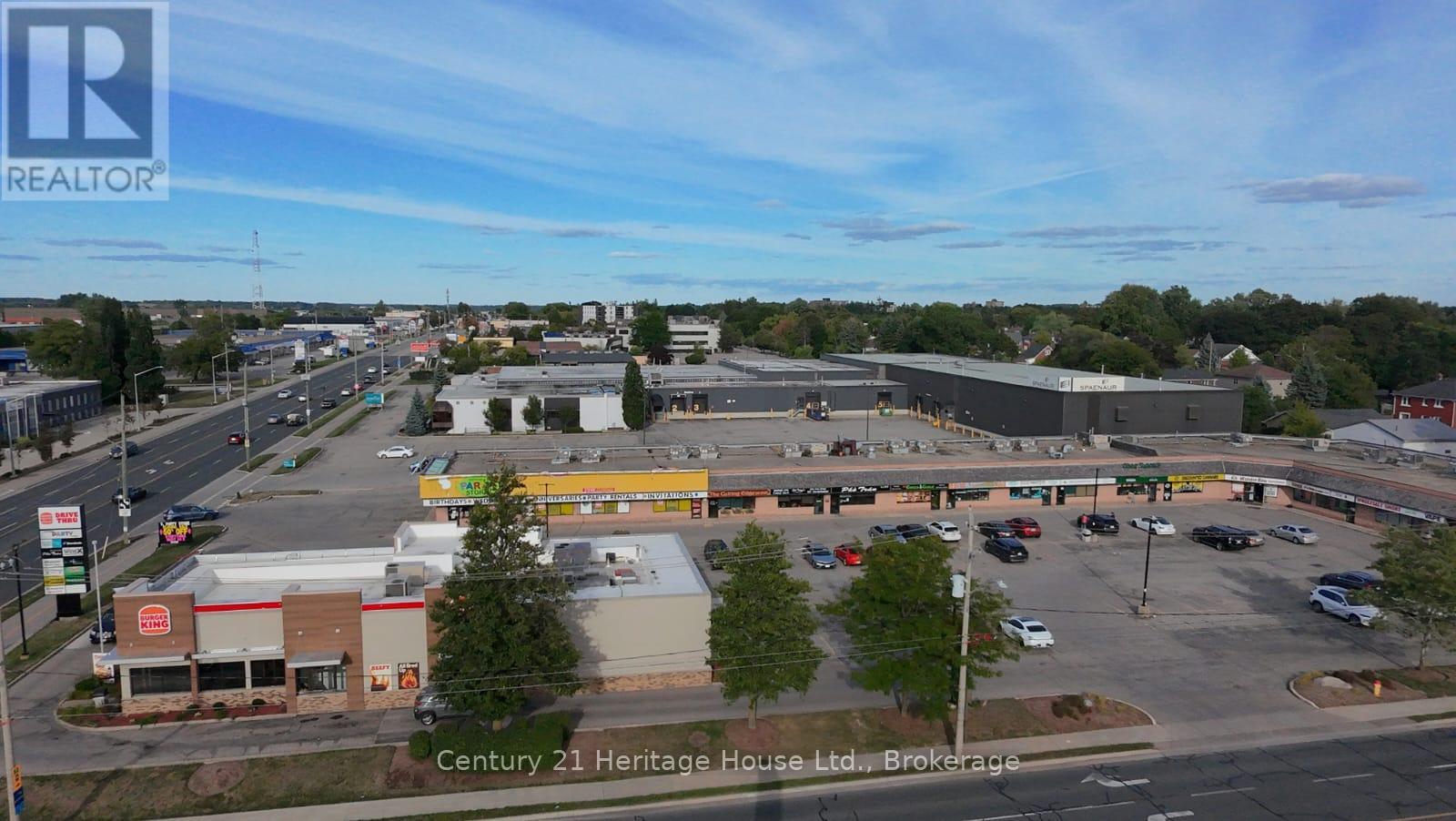 8 - 809 VICTORIA STREET N, Kitchener, Ontario