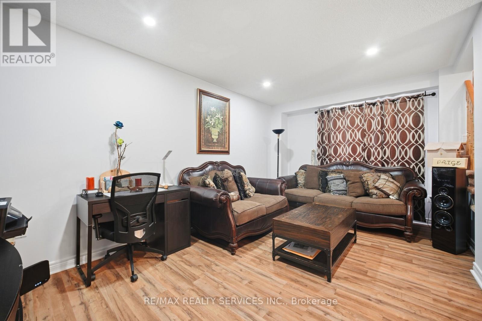 79 Pressed Brick Drive, Brampton, Ontario  L6V 4K5 - Photo 5 - W13047000