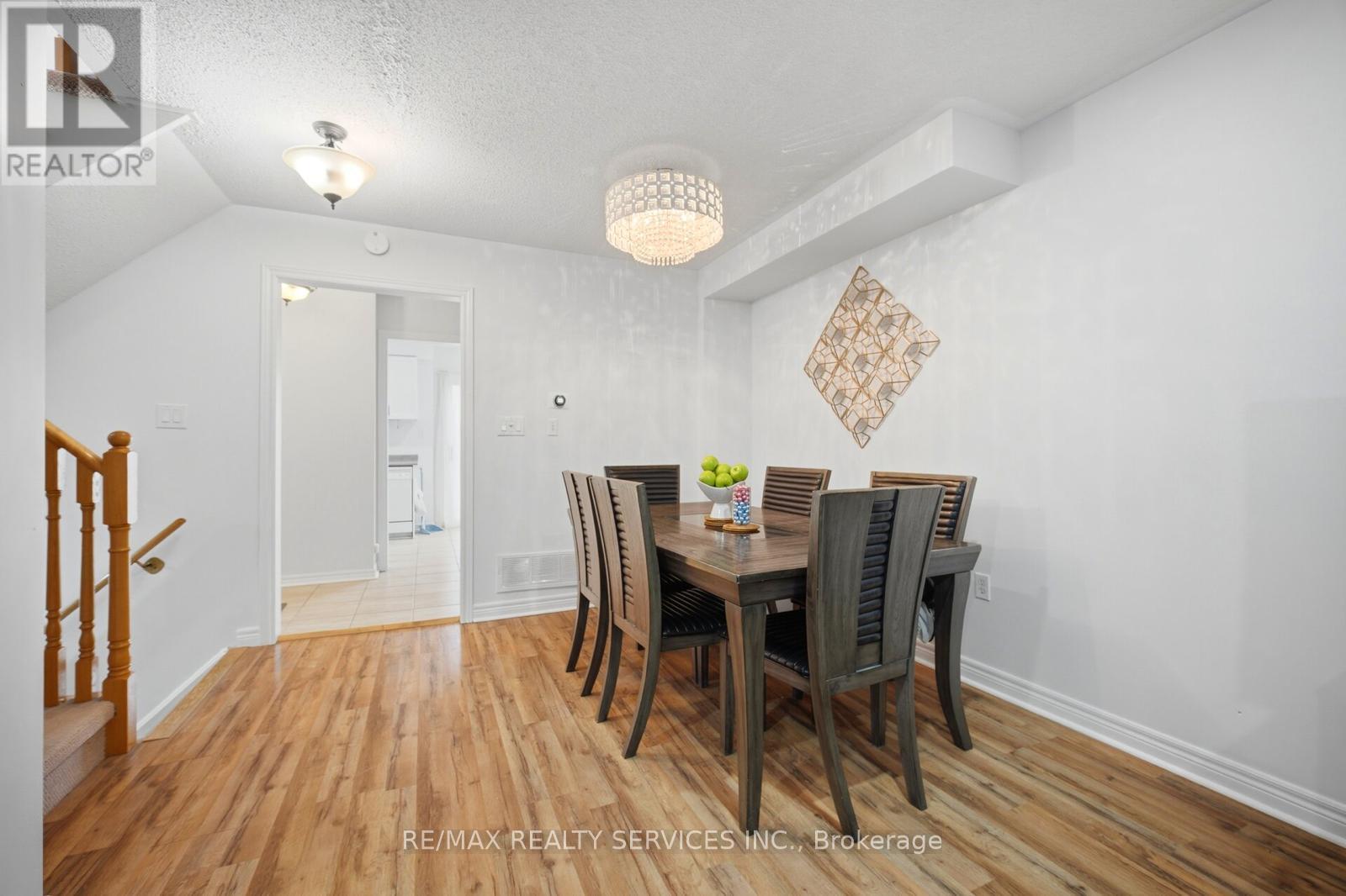 79 Pressed Brick Drive, Brampton, Ontario  L6V 4K5 - Photo 7 - W13047000