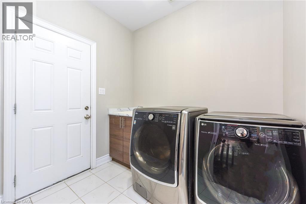 1270 Mcphedran Point, Milton, Ontario  L9E 1J5 - Photo 43 - 40826418