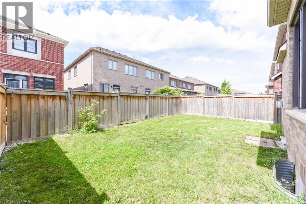 1270 Mcphedran Point, Milton, Ontario  L9E 1J5 - Photo 49 - 40826418