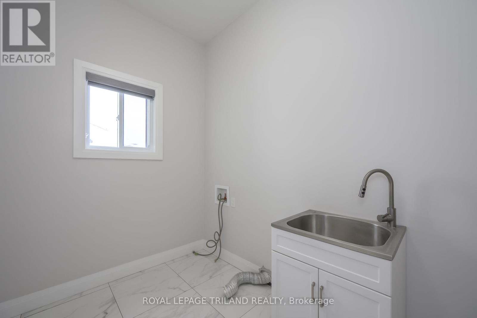 4142 Campbell Street N, London South, Ontario  N6P 0H5 - Photo 12 - X13073978