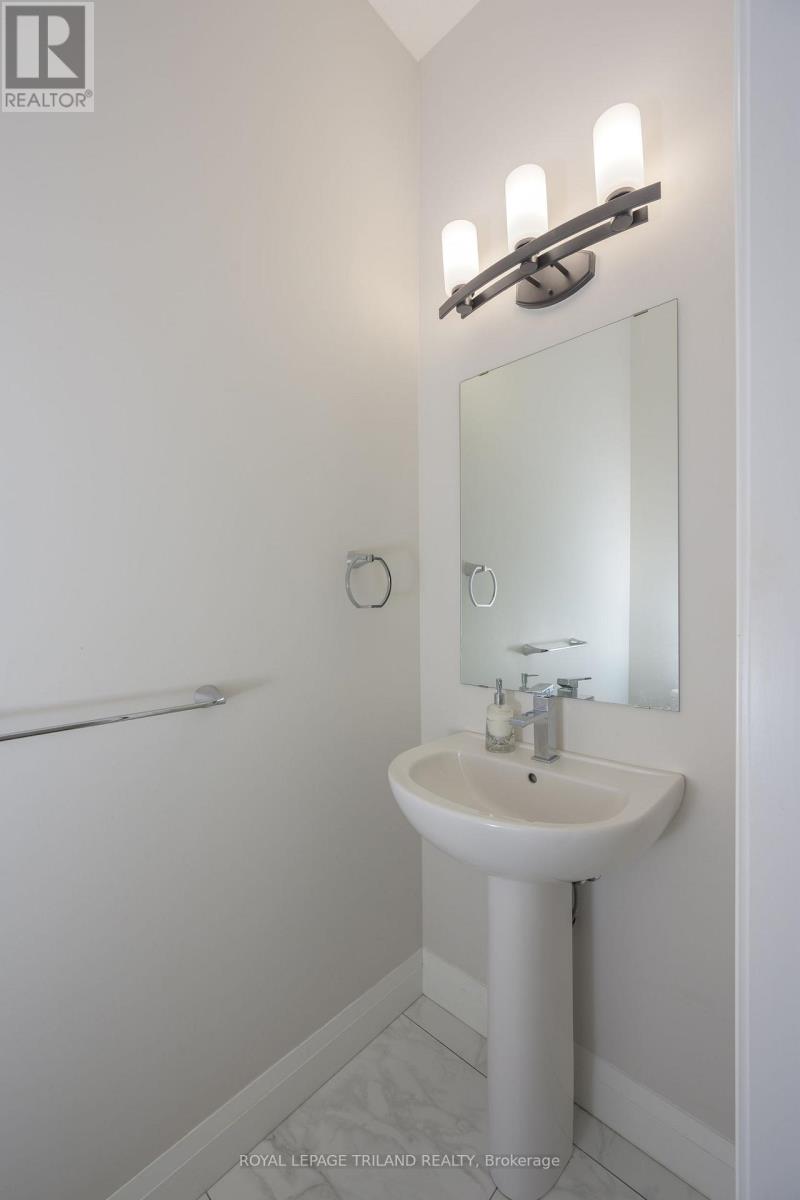 4142 Campbell Street N, London South, Ontario  N6P 0H5 - Photo 13 - X13073978