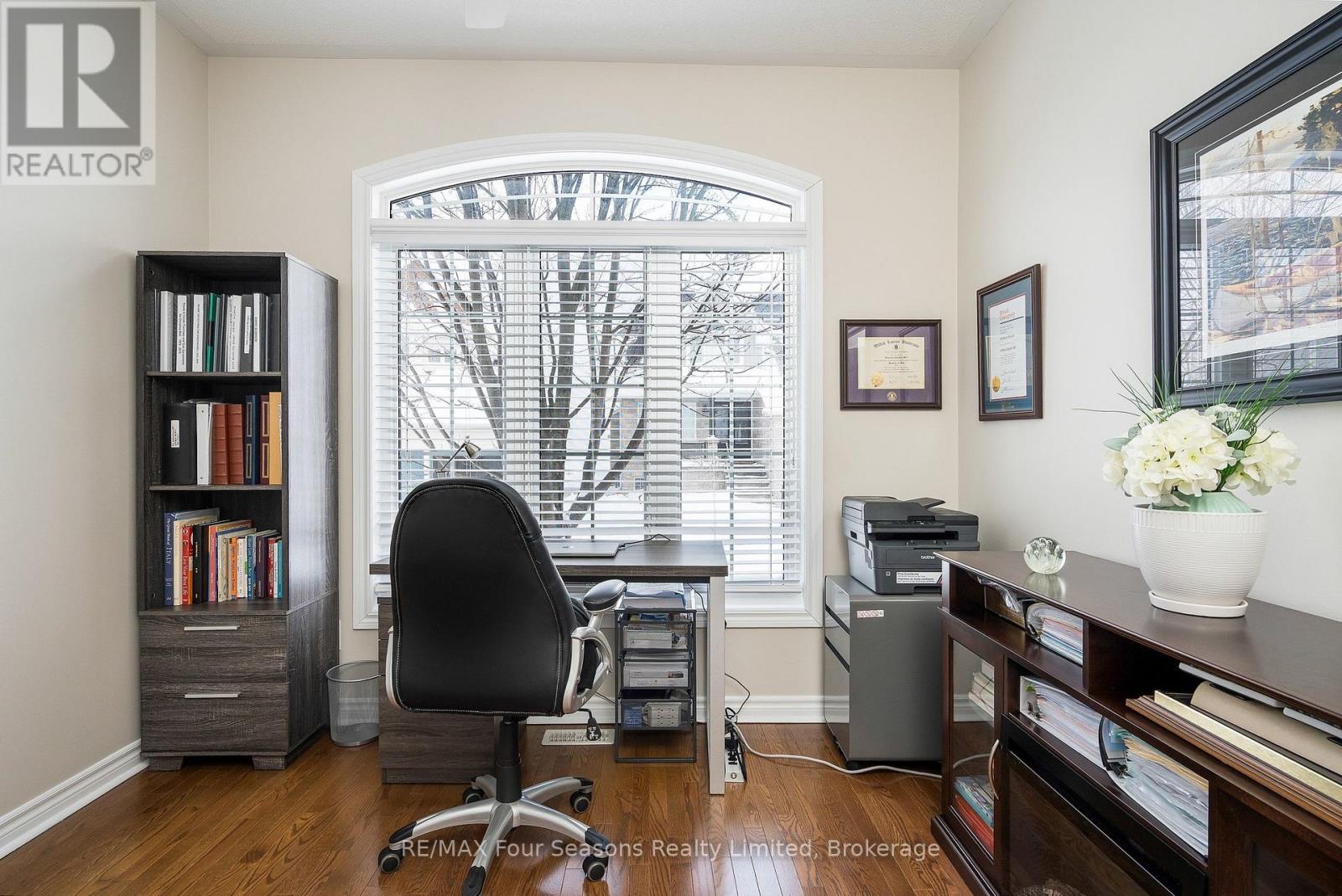 64 Waterview Road, Wasaga Beach, Ontario  L9Z 0E9 - Photo 14 - S12782282