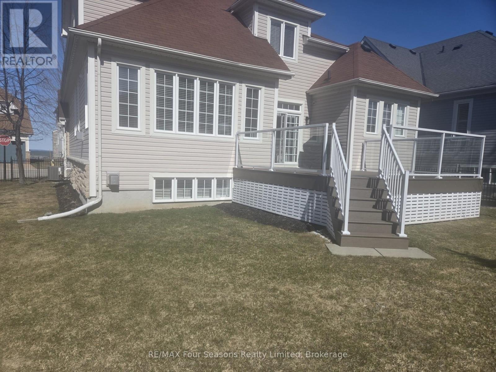 64 Waterview Road, Wasaga Beach, Ontario  L9Z 0E9 - Photo 39 - S12782282