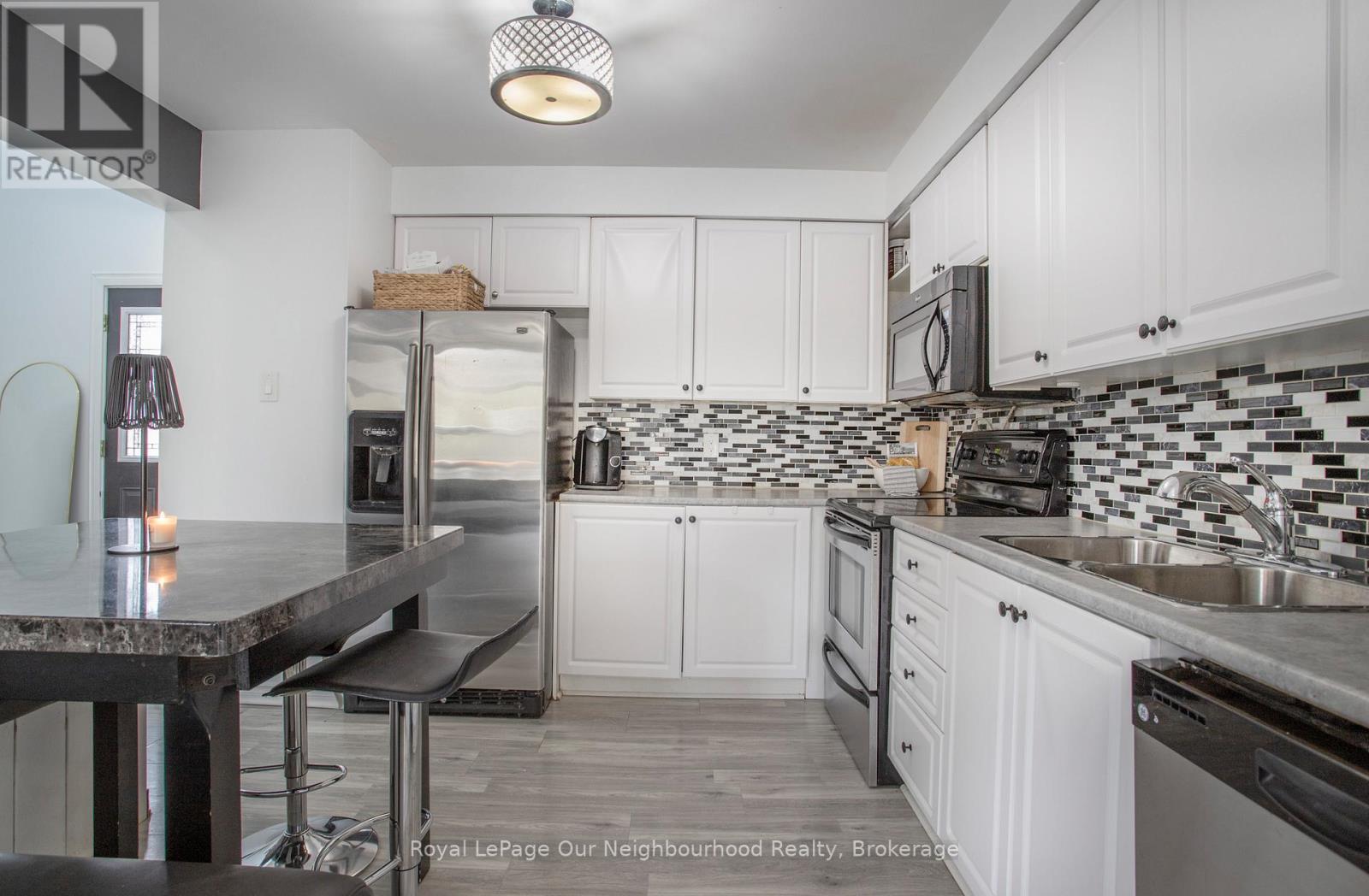 117 Galbraith Court, Clarington, Ontario  L1C 4P7 - Photo 8 - E13073902